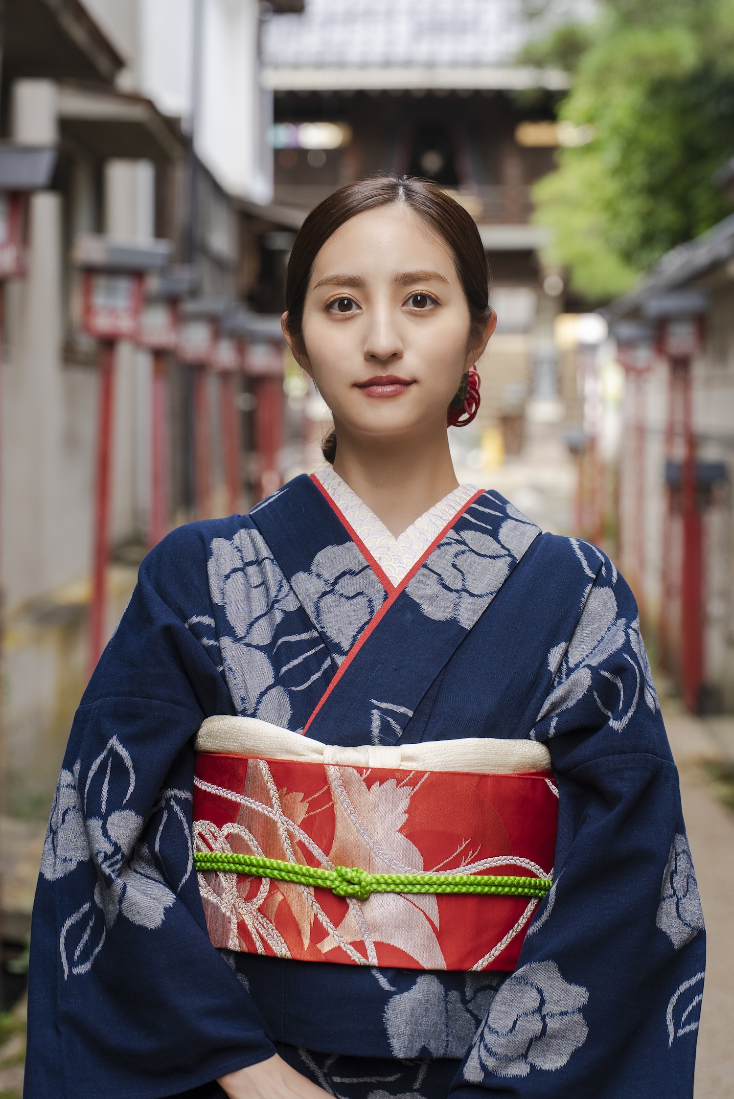 container profile lower images